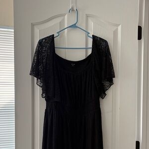 Elegant Black Lace Flutter Maxi Dress